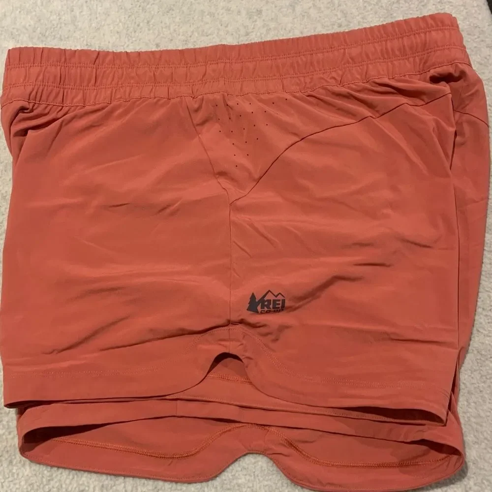 REI Women's Coral Athletic Shorts, XL NWT - Picture 6 of 11